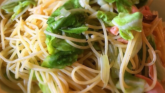 簡単パスタ 鮭とキャベツの和風パスタ レシピ 作り方 By マッチ擦るつかのま クックパッド 簡単おいしいみんなのレシピが350万品