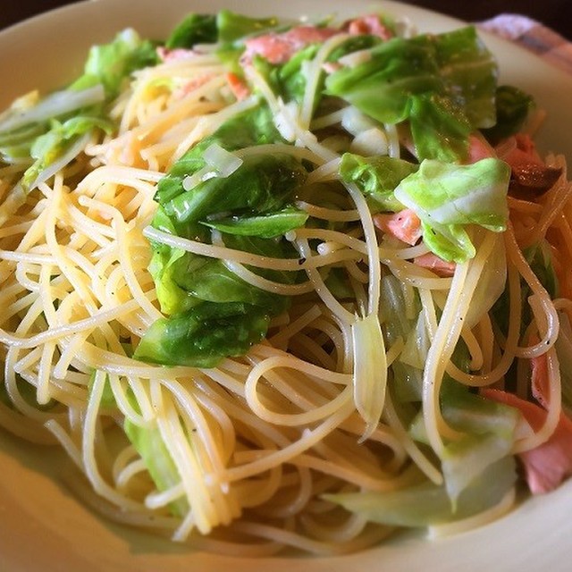 簡単パスタ 鮭とキャベツの和風パスタ レシピ 作り方 By マッチ擦るつかのま クックパッド 簡単おいしいみんなのレシピが350万品