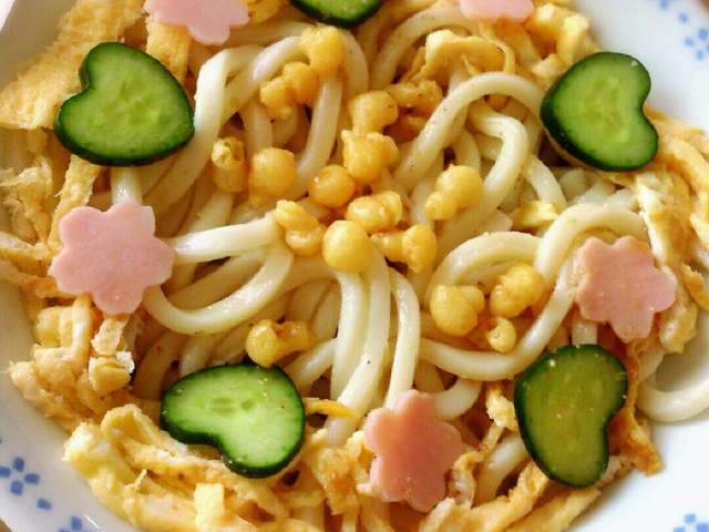 最高の子供 お昼ご飯 うどん かわいい子供たちの画像