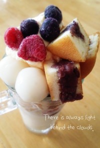 氷果実と冷たい今川焼の白玉クリームパフェ