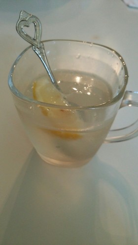 ポッカレモンでレモンソーダ♪