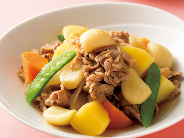 豚肉のにんにく肉じゃが
