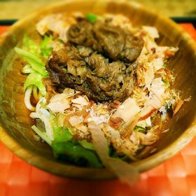 昔のガスト風サラダうどん 焼き肉アレンジ