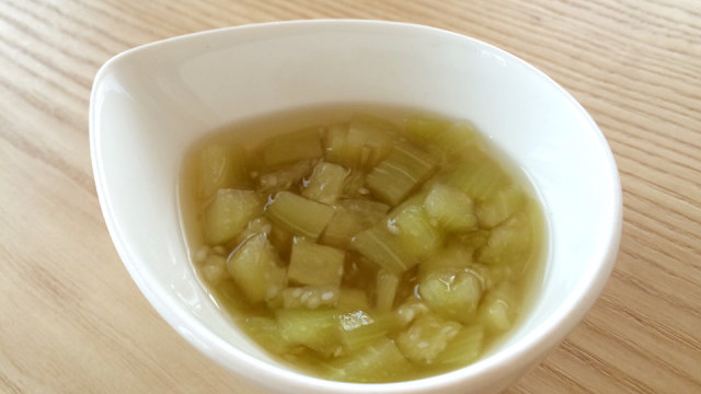 離乳食中期 冷凍 茄子の出汁煮 レシピ 作り方 By にゃけさん クックパッド