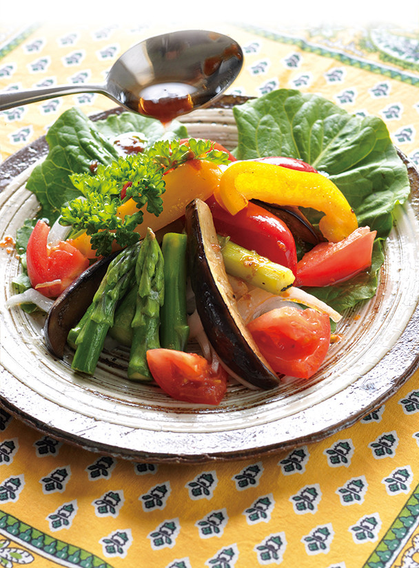 夏野菜が美味しい！たっぷり焼き野菜サラダ by サンクゼール 【クックパッド】 簡単おいしいみんなのレシピが353万品