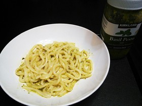 レンジで簡単★冷凍うどんでジェノベーゼ★
