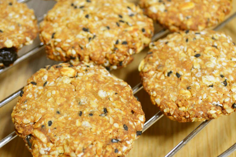 簡単 胡麻ときな粉のオートミールクッキー レシピ 作り方 By つちかな クックパッド 簡単おいしいみんなのレシピが370万品