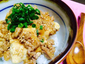 簡単☆そぼろ豆腐丼