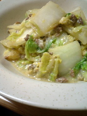 とろ~り卵で懐かしい味♪白菜挽肉炒め