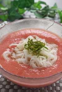 えごま油とトマトのスープでぶっかけ素麺☆