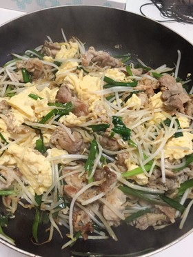 スタミナ満点♡ニラ玉 豚肉炒め