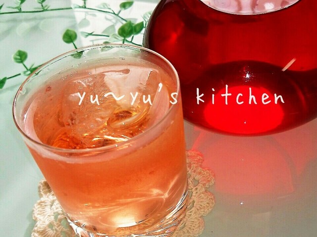 青しそジュース 赤しそに負けない琥珀色 レシピ 作り方 By ゆぅゆ クックパッド 簡単おいしいみんなのレシピが358万品