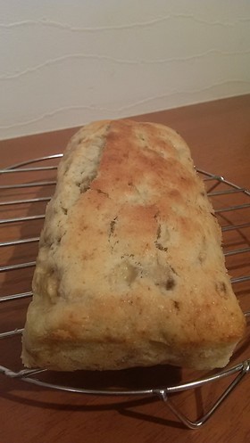 100均の型で作るバナナケーキ