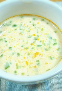 緑黄色野菜の冷製ヨーグルトスープ
