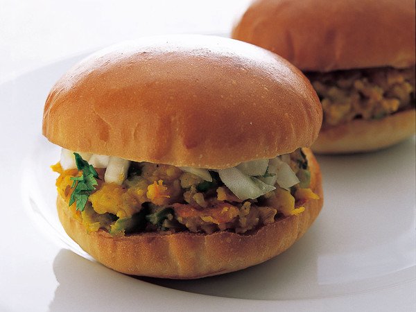 Premのパヴバジ(カレーハンバーガー)