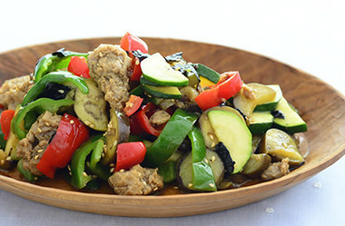 炒め野菜と大豆肉の温サラダ のりごま風味の画像