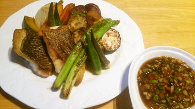 白身魚と野菜のグリル・のり佃煮サルサ風の写真