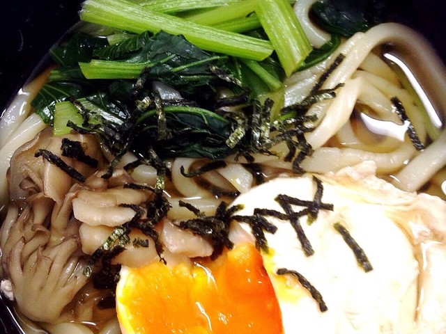 妊娠中オススメ超簡単小松菜月見うどん レシピ 作り方 By 小野アロエ クックパッド 簡単おいしいみんなのレシピが352万品