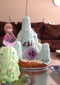 お城ケーキ＊エルサの氷の城＊