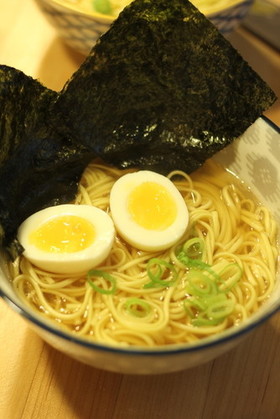 10分で作る手軽な塩ラーメンスープ☆