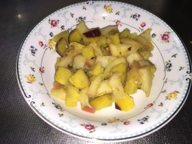 ☆便秘に効く☆りんごとさつまいも重ね蒸し