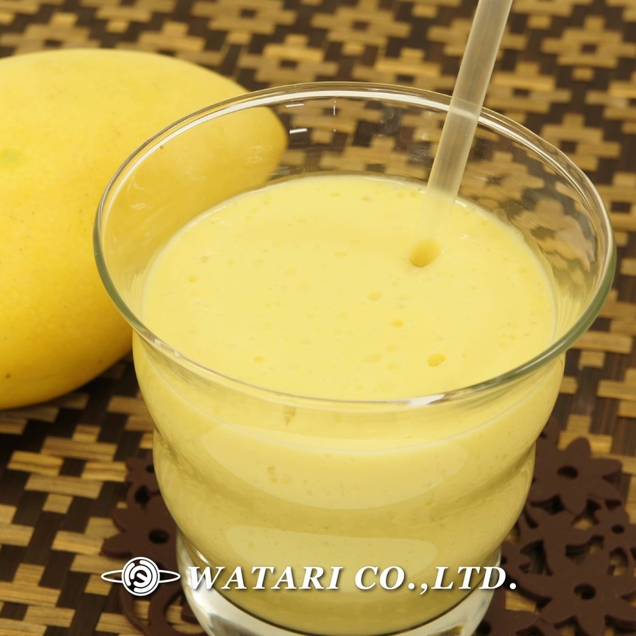 トロピカルマンゴーブルーベリーラッシーのレシピ
