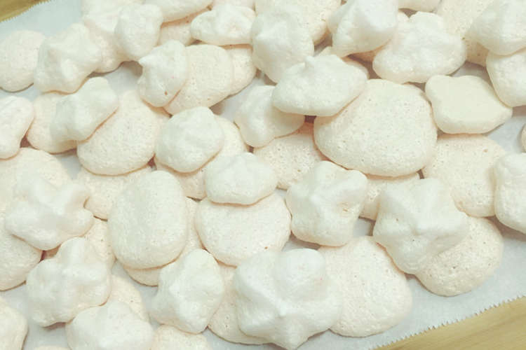 簡単 メレンゲの焼き菓子 レシピ 作り方 By Yumiポムドテール クックパッド