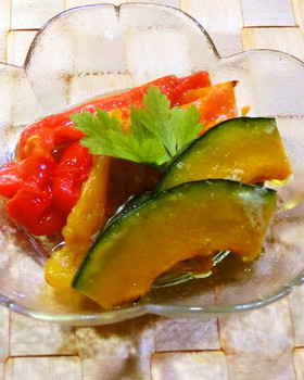 夏野菜(パプリカ等)の塩麹オイル漬け