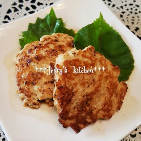 鶏ひき肉で*ヘルシー♡豆腐ハンバーグ*
