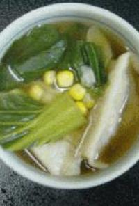 餃子と青梗菜のスープ