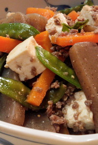 さっぱり麻婆豆腐風♪蒟蒻と彩り野菜の煮物