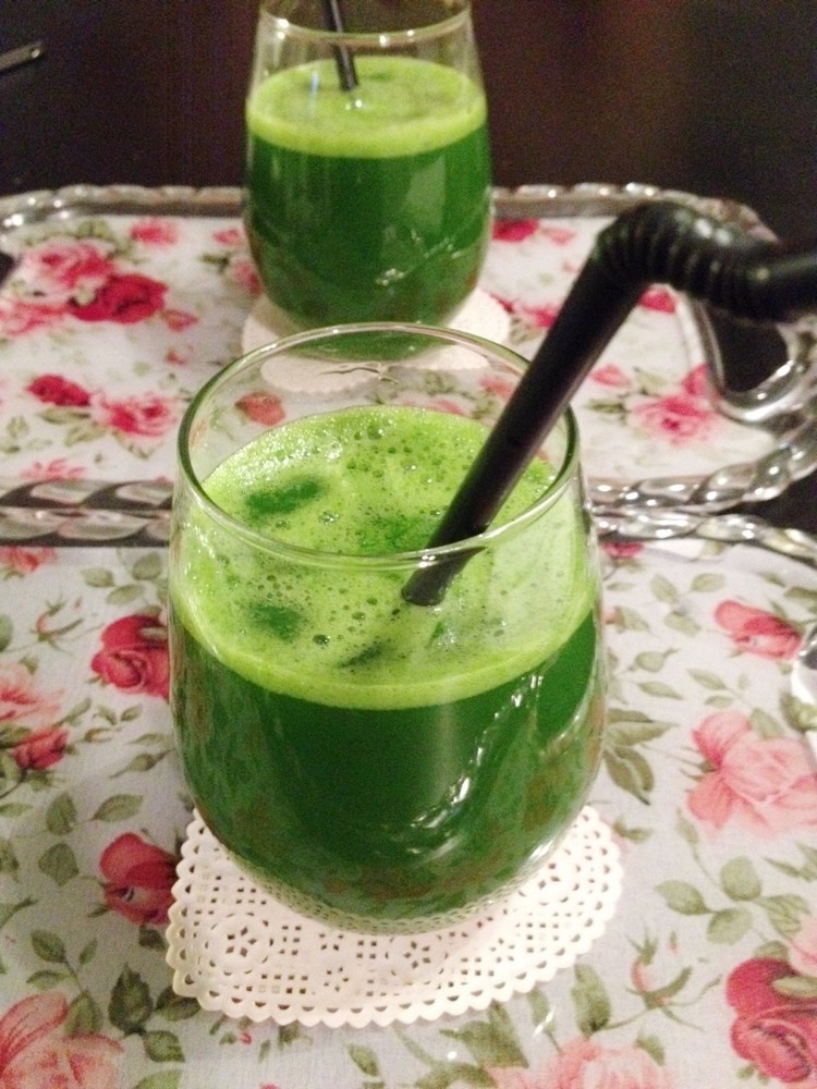 緑黄野菜&果物でコールドプレスジュース♡の画像