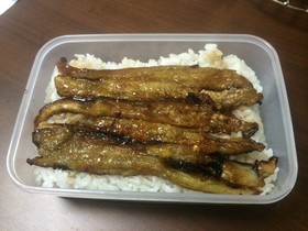 え!?鰻重じゃない!?びっくりうナス重☆