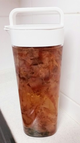 暑い時は火を使わず水出しで♪簡単だし汁