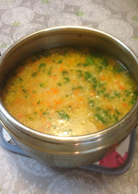 シリア♡ネダルさんの豆の色どりスープ