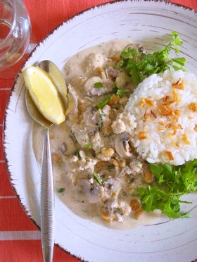 鶏肉とピーナッツのグリーンカリー