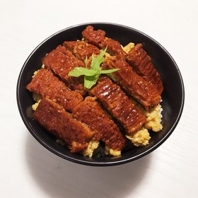 なんちゃって鰻の蒲焼きで♡うなたま丼
