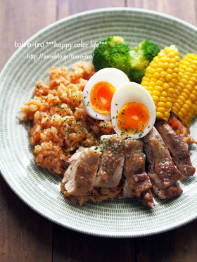 炊飯器で完成 鶏肉まるごとチキンライス