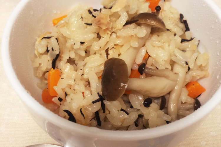 離乳食完了期の栄養満点炊き込みご飯 レシピ 作り方 By マギショコラ クックパッド 簡単おいしいみんなのレシピが355万品