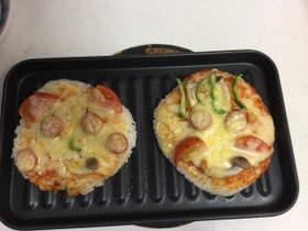 夏休み、子どものランチに!ごはんピザ