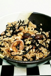 玄米ご飯【黒豆とひじき入り】