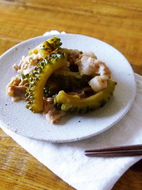 ゴーヤと豚バラの甘辛煮