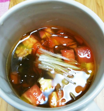 トマトともずくの簡単冷製スープの写真