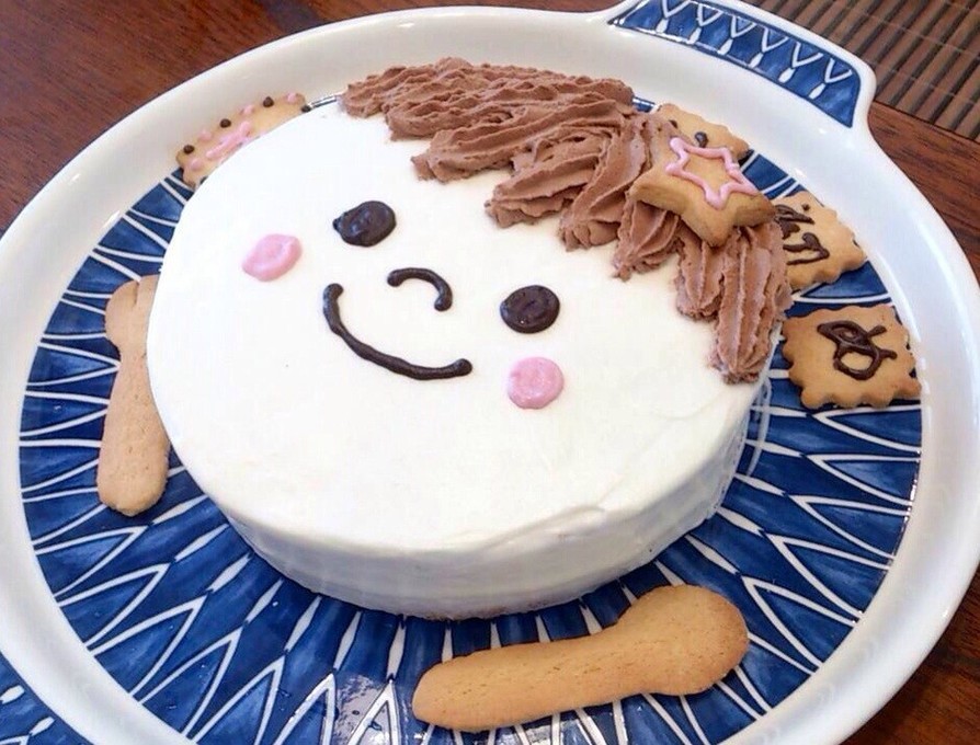 思わず笑みがこぼれる「お食い初めケーキ」の画像
