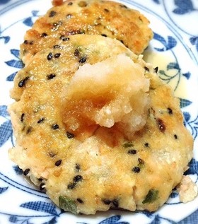 育毛!鮭と豆腐で黒ゴマハンバーグ