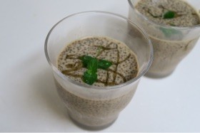 チアシードの豆乳カフェゼリー