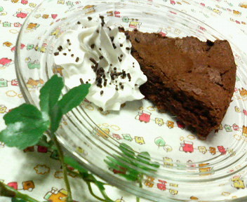 チョコと卵「だけ」で☆チョコレートケーキの画像