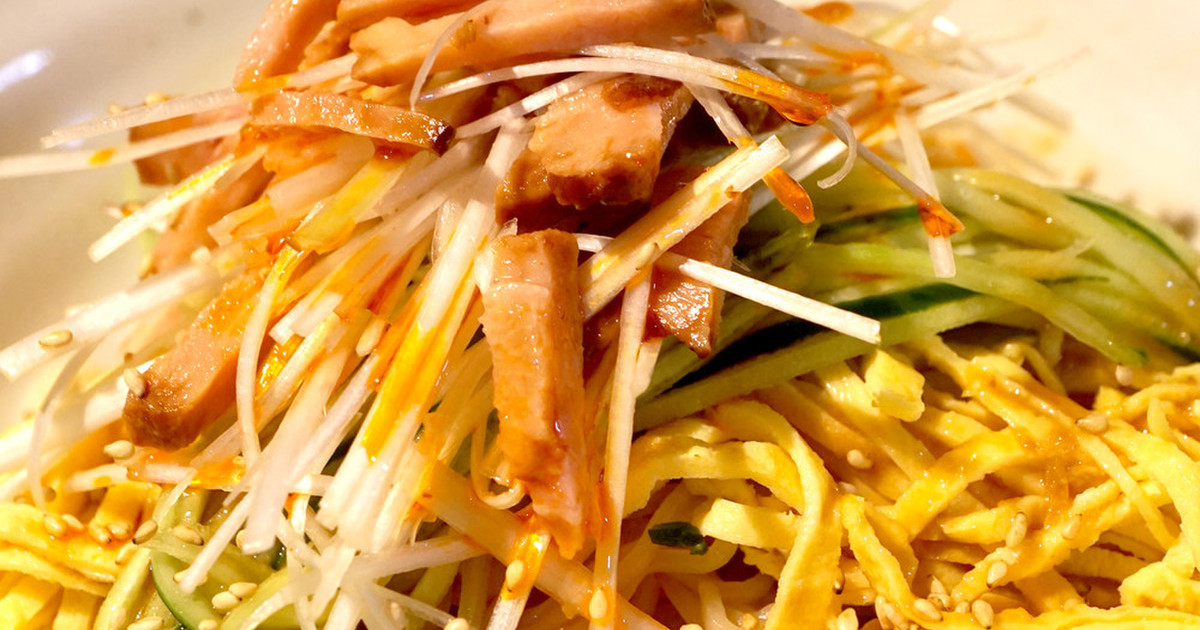 市販の麺で 簡単ごまだれピリ辛冷やし中華 レシピ 作り方 By 匡masa クックパッド 簡単おいしいみんなのレシピが355万品