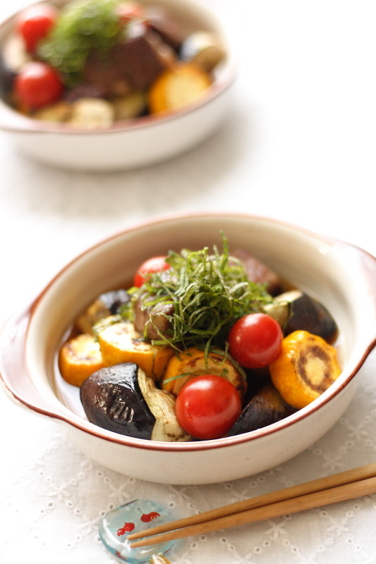 サイコロステーキと夏野菜の焼き浸しの画像