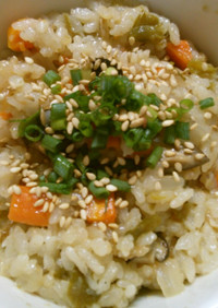 簡単 ツナと野菜の 中華風 炊き込みご飯